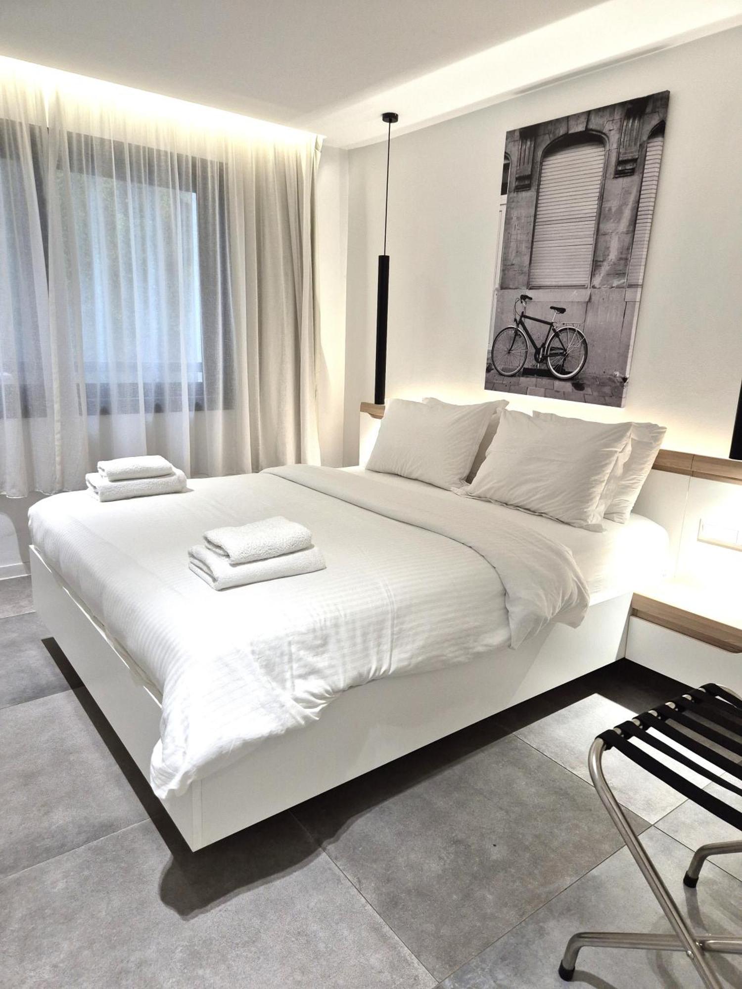 The Dazzling Glimpse Acropolis Suites Athens Exterior photo